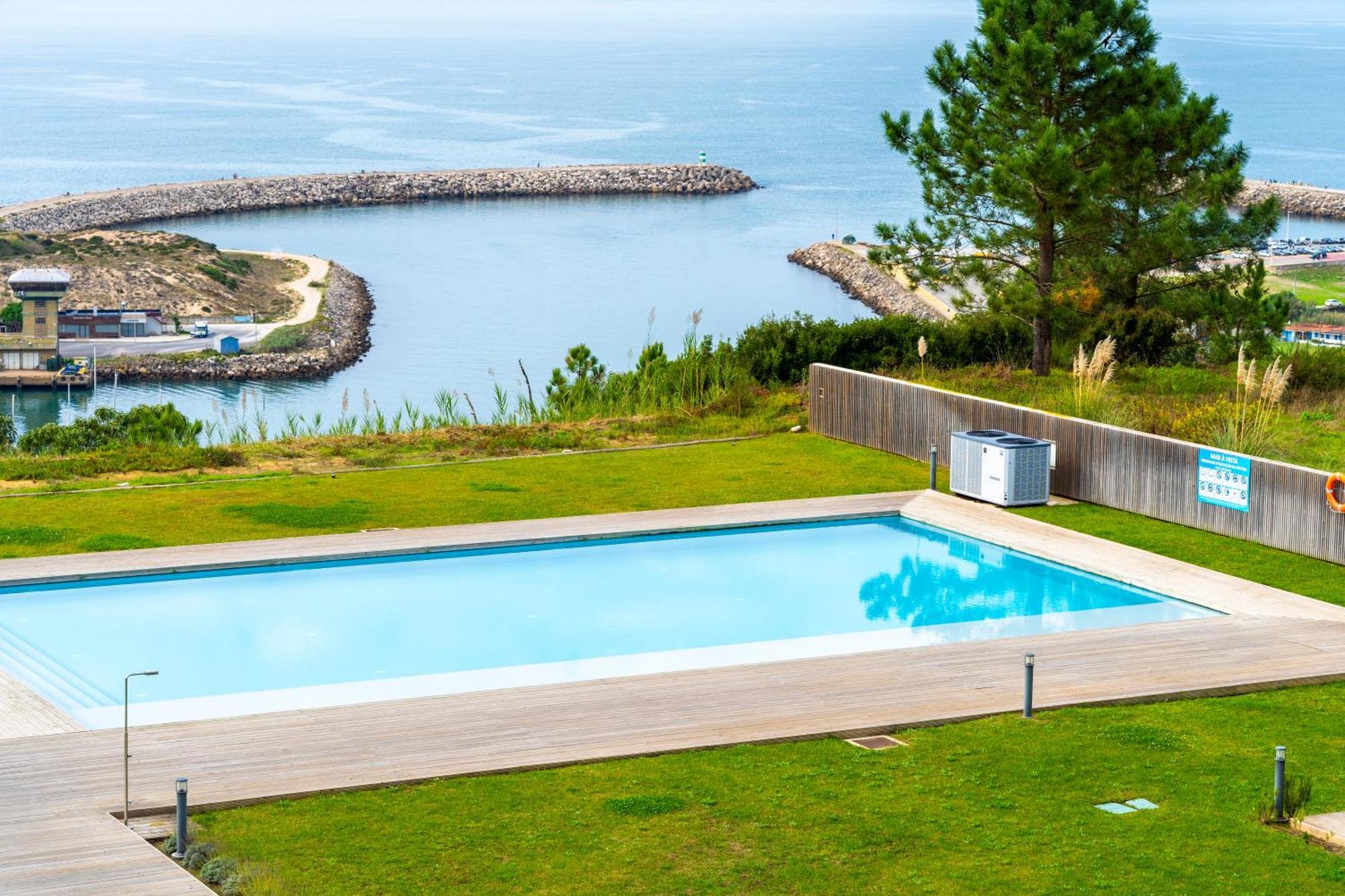 Mar A Vista - Condominium With Pool, Gym And Sea Views Nazaré Zimmer foto